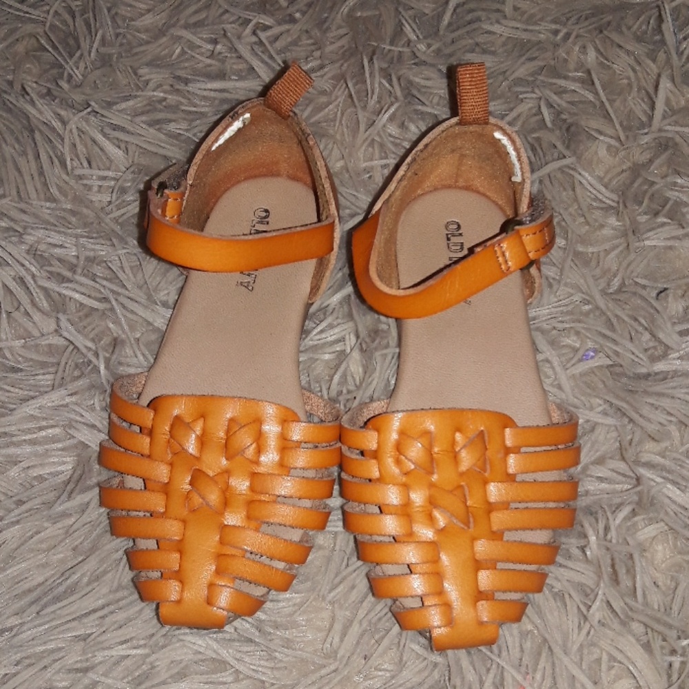 Old navy sandles